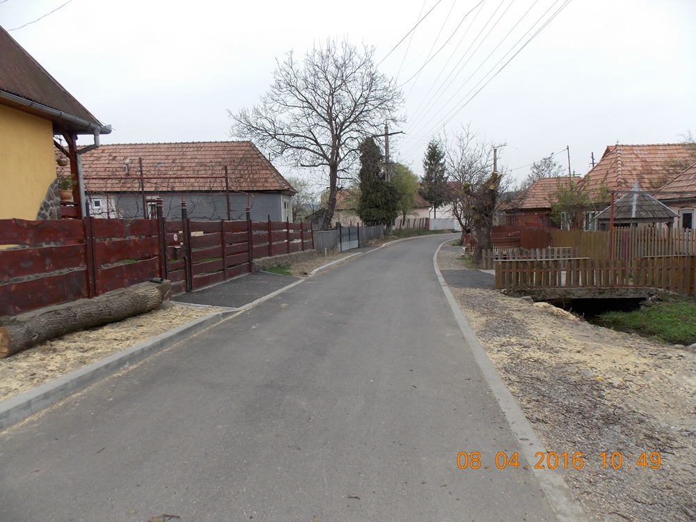 Strada asfaltată prin proiectul „Modernizarea infrastructurii de bază în comuna Ibănești, județul Mureș”